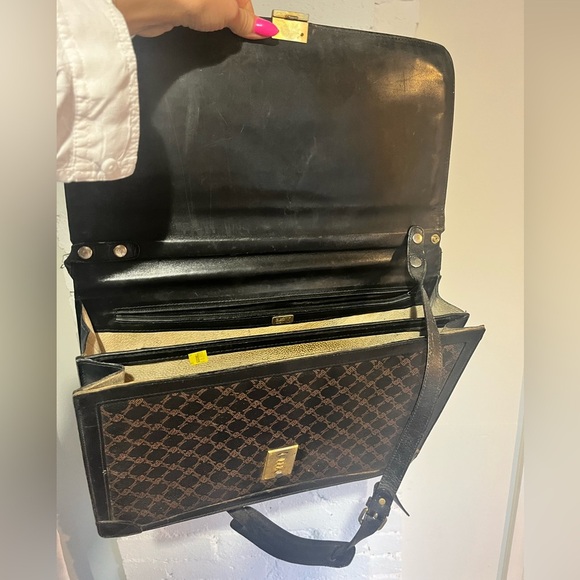 AUTHENTIC Bally Luxury Leather Briefcase - Picture 9 of 10